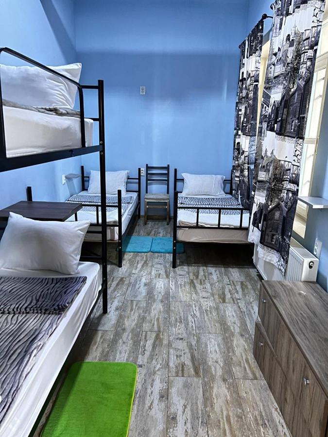 Tbil Home Hostel Тбилиси Экстерьер фото
