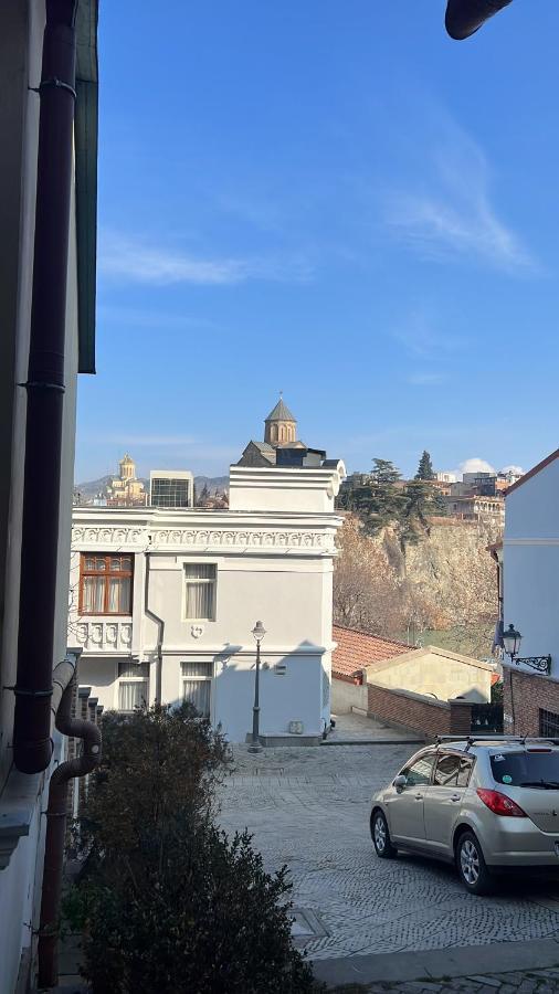 Tbil Home Hostel Тбилиси Экстерьер фото