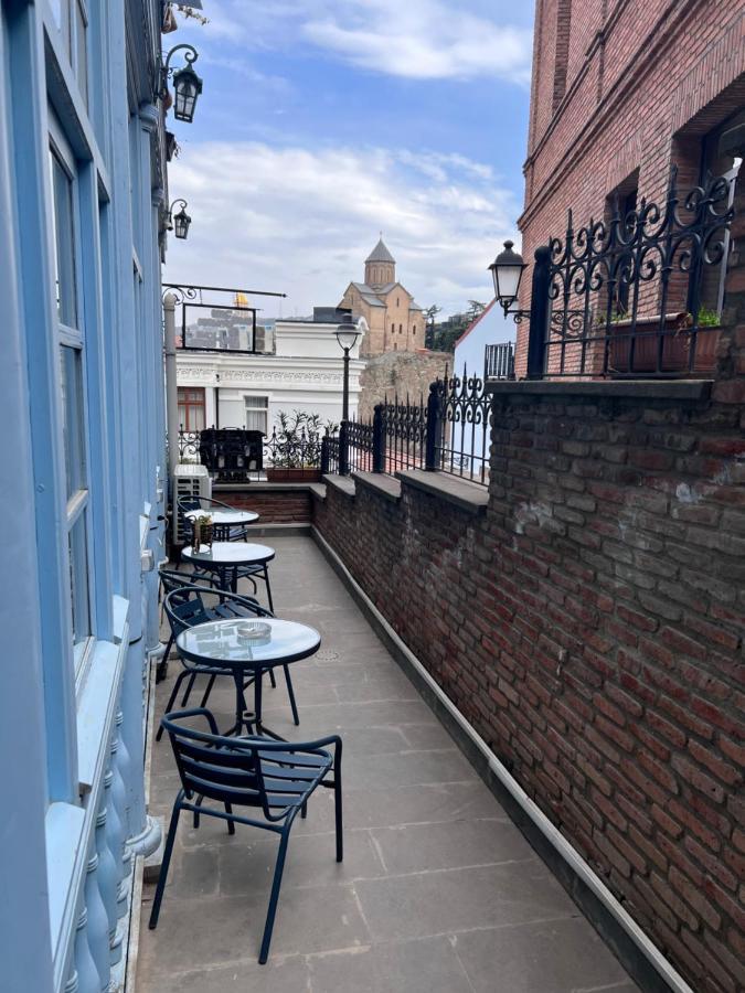 Tbil Home Hostel Тбилиси Экстерьер фото