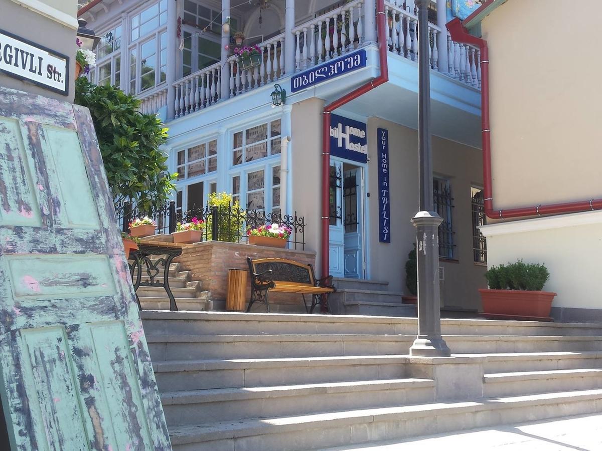 Tbil Home Hostel Тбилиси Экстерьер фото