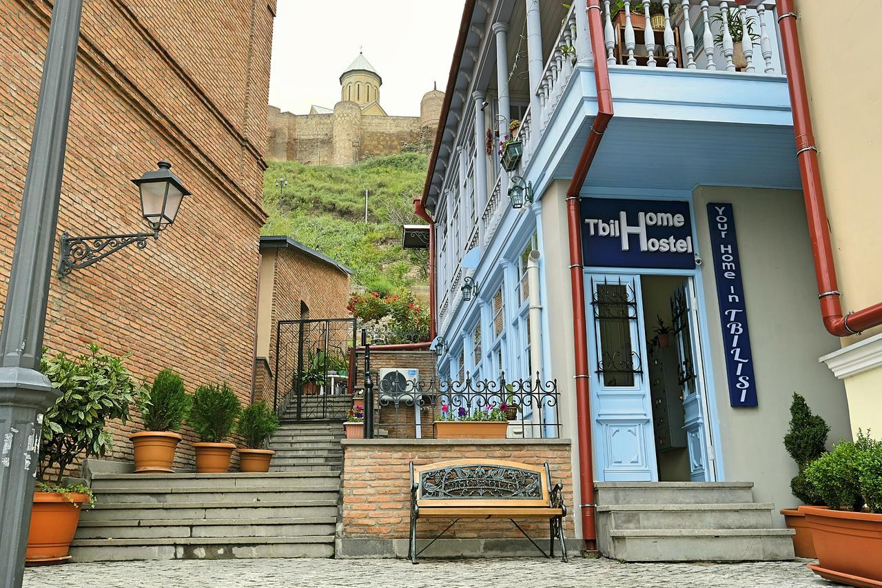 Tbil Home Hostel Тбилиси Экстерьер фото